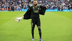 Karim Benzema recebe oferta do campeão saudita