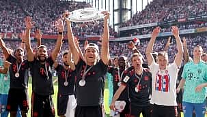 As melhores imagens do hendecacampeonato do Bayern de Munique na Bundesliga 2022/23