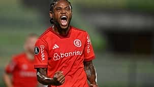 Internacional vence Metropolitanos, alivia pressão sobre Mano e lidera Grupo B da Libertadores