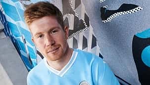 Manchester City e Puma lançam uniforme principal para a temporada 2023/24; confira as imagens