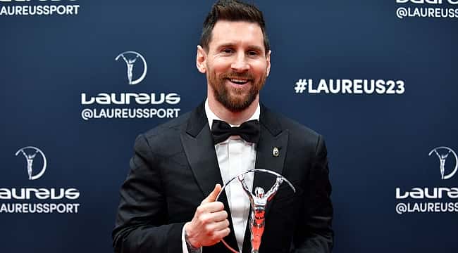 Messi é eleito o "Atleta do Ano" no Prêmio Laures
