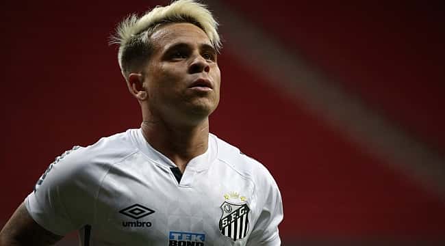 Os 10 maiores salários do Santos em 2023
