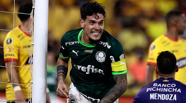 Com gols de Veiga e Gustavo Gómez, Palmeiras domina o Barcelona e vence em Guayaquil