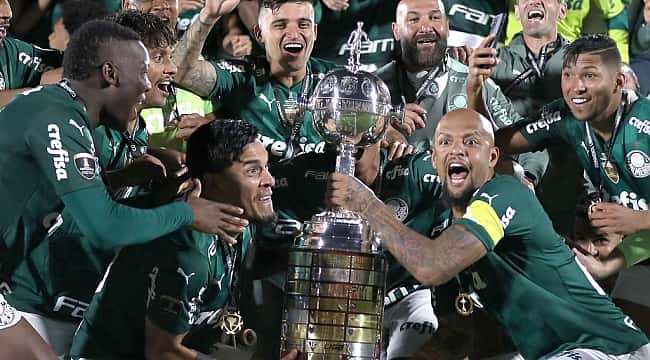 Os times brasileiros com mais títulos da Libertadores