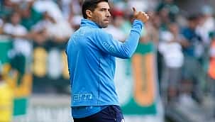 Abel Ferreira recusa duas propostas milionárias de times da Arábia Saudita