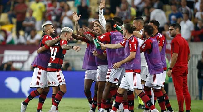 Arrascaeta e Gabigol brilham no Fla-Flu, Flamengo vence Fluminense e avança na Copa do Brasil