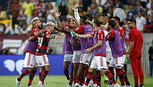 Arrascaeta e Gabigol brilham no Fla-Flu, Flamengo vence Fluminense e avança na Copa do Brasil