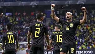 Seleção Brasileira goleia Guiné em amistoso que promoveu  campanha contra o racismo