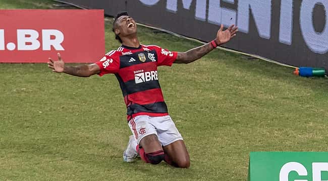 Bruno Henrique se emociona ao marcar seu 1º gol após grave lesão: "Aprendi a não desistir nunca"