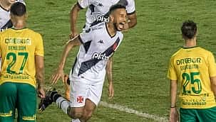 Em duelo contra o Z4, Vasco vence Cuiabá