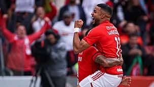 Inter vence o Vasco, sobe para o 10º e mantém rival na zona de rebaixamento