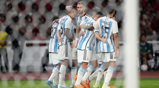 Sem Messi, Argentina vence Indonésia em amistoso