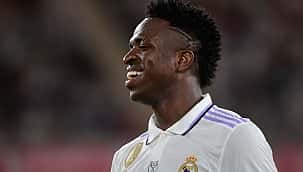 Vinicius Júnior anuncia documentário em parceria com a Netflix 