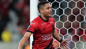 Athletico-PR bate o Bahia na Ligga Arena e aumenta sequência sem vitórias do Tricolor