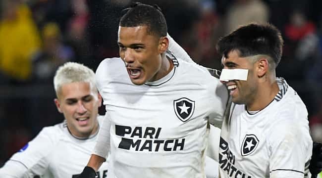 Botafogo vence Patronato e encaminha classificação na Copa Sul-Americana