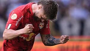 Bragantino vence o Corinthians na Neo Química Arena e complica o rival no Brasileirão