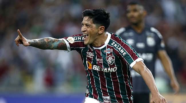 Com gol de Cano, Fluminense bate o Santos no Maracanã e sobe para o G4 do Brasileirão