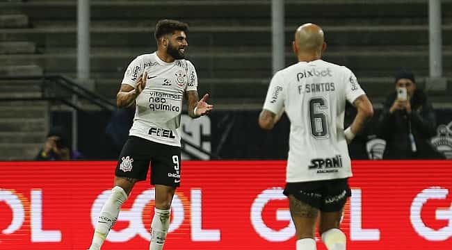 Corinthians x Newell's Old Boys: prováveis escalações e onde assistir ao vivo e de graça