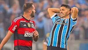 Flamengo bate o Grêmio na Arena e abre vantagem nas semifinais da Copa do Brasil