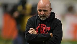 Flamengo demite preparador físico responsável pela agressão em Pedro