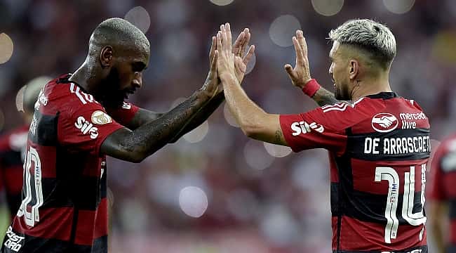 Flamengo joga bem e vence o Fortaleza no Maraca