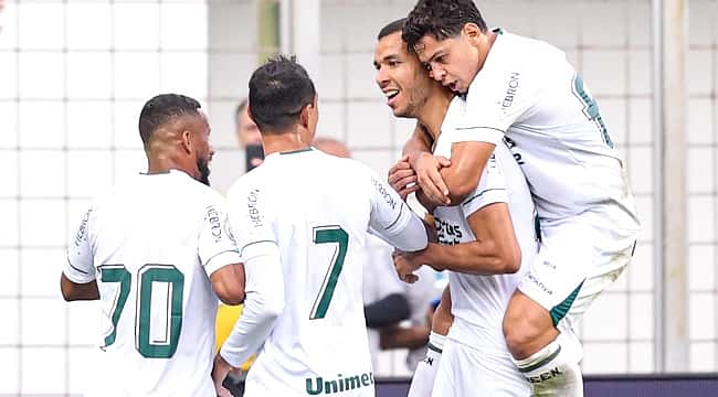 Goiás vence o Cruzeiro em Minas e sai da zona de rebaixamento do Campeonato Brasileiro