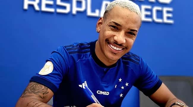 Matheus Pereira é anunciado no Cruzeiro 