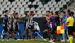 Na estreia de Bruno Lage, Botafogo empata com o Patronato e avança às oitavas da Sul-Americana