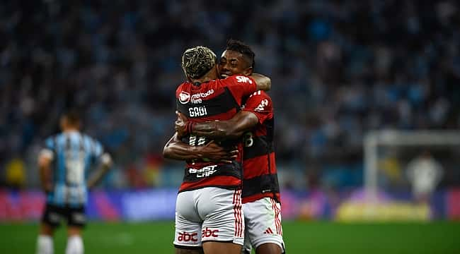 Rômulo Mendonça viraliza com narração de gol de Gabigol: "Coisa ruim. Gostoso demais"