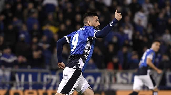Vasco entra na briga por Michael Santos