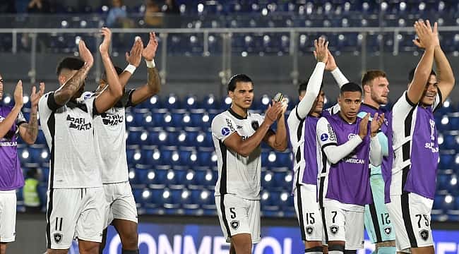 Botafogo segura o empate com Guaraní-PAR e avança às quartas de final da Sul-Americana