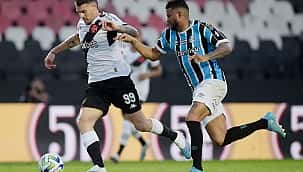 Com gol de estreante, Vasco supera Grêmio e volta a vencer no Brasileirão 