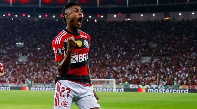 Com Maracanã cheio, Flamengo encerra a sequência invicta do Olimpia