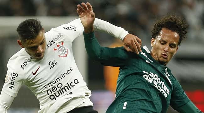 Corinthians busca empate com o Goiás