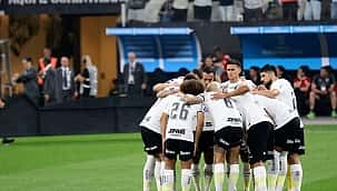 Corinthians x Goiás: Onde assistir ao vivo grátis e escalações