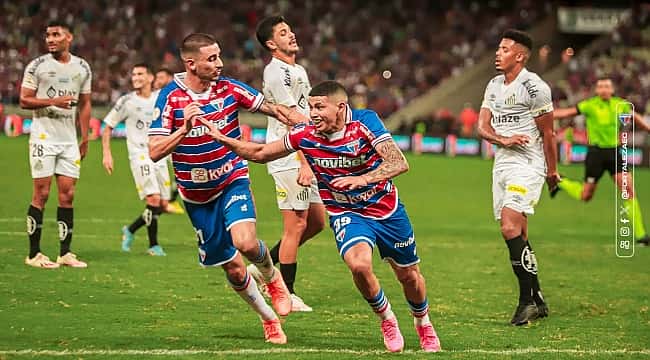 Fortaleza Goleia O Santos Por 4 X 0 Sobe Na Tabela E Mant m O Rival Na 