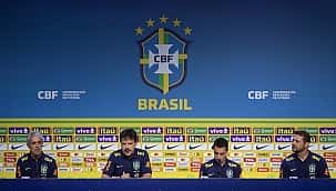 Emissora acerta direitos para transmitir Peru x Brasil