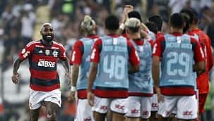 Jogadores do Flamengo trocam agressões em treino no Ninho do Urubu 