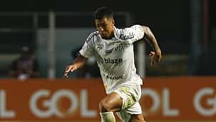 Marcos Leonardo marca no fim e Santos empata com Athletico-PR na Vila Belmiro