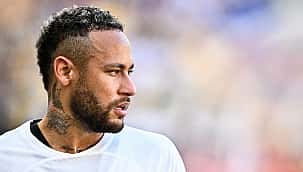 Neymar está próximo de voltar ao Barcelona