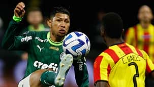 Palmeiras empata com Deportivo Pereira e enfrenta o Boca nas semis da Libertadores