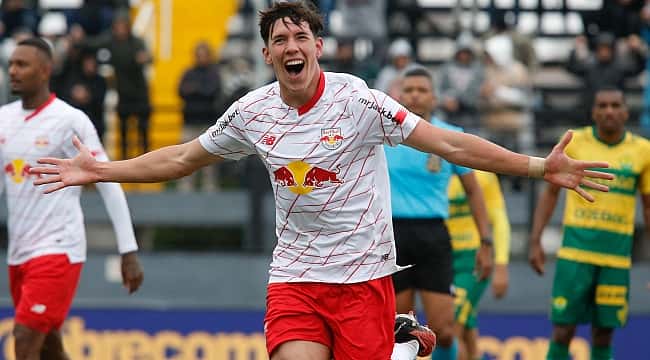Red Bull Bragantino vence Cuiabá e cola nos primeiros colocados do Campeonato Brasileiro