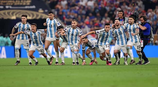 Scaloni convoca Argentina para os primeiros jogos das Eliminatórias; Messi está na lista