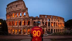 VÍDEO: Roma anuncia a contratação de Lukaku