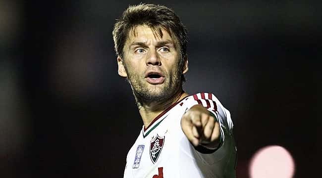 10 jogadores que atuaram por Flu e Internacional