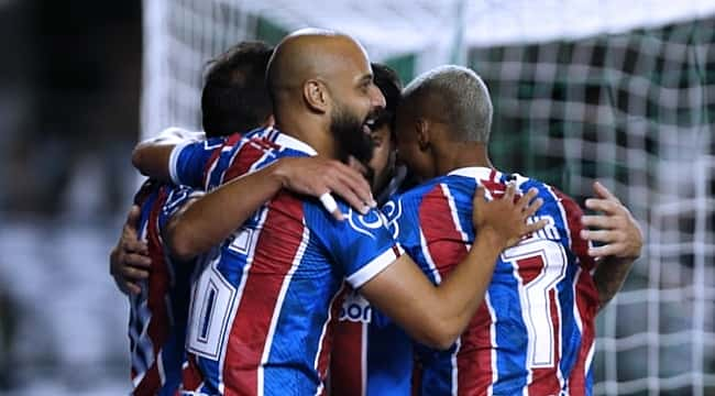 Bahia faz quatro e vence o Coritiba no Couto Pereira