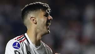 Beraldo assina novo contrato com São Paulo