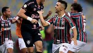 Com direito a golaço de falta, Fluminense derrota Cruzeiro no Maracanã