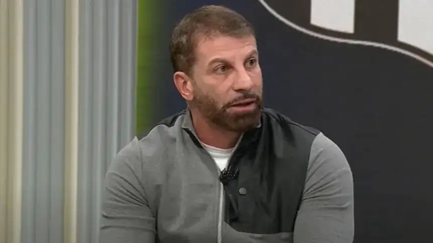 Comentarista Pedrinho anuncia saída da TV Globo