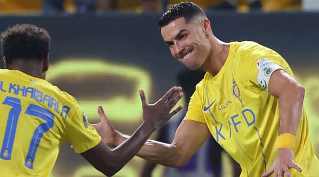 CR7 faz dois e Al-Nassr bate o Al-Ahli